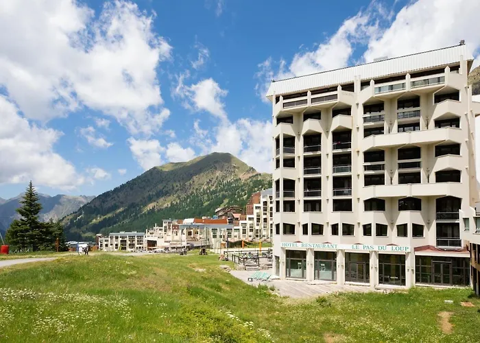 Sowell Hotels Le Pas Du Loup