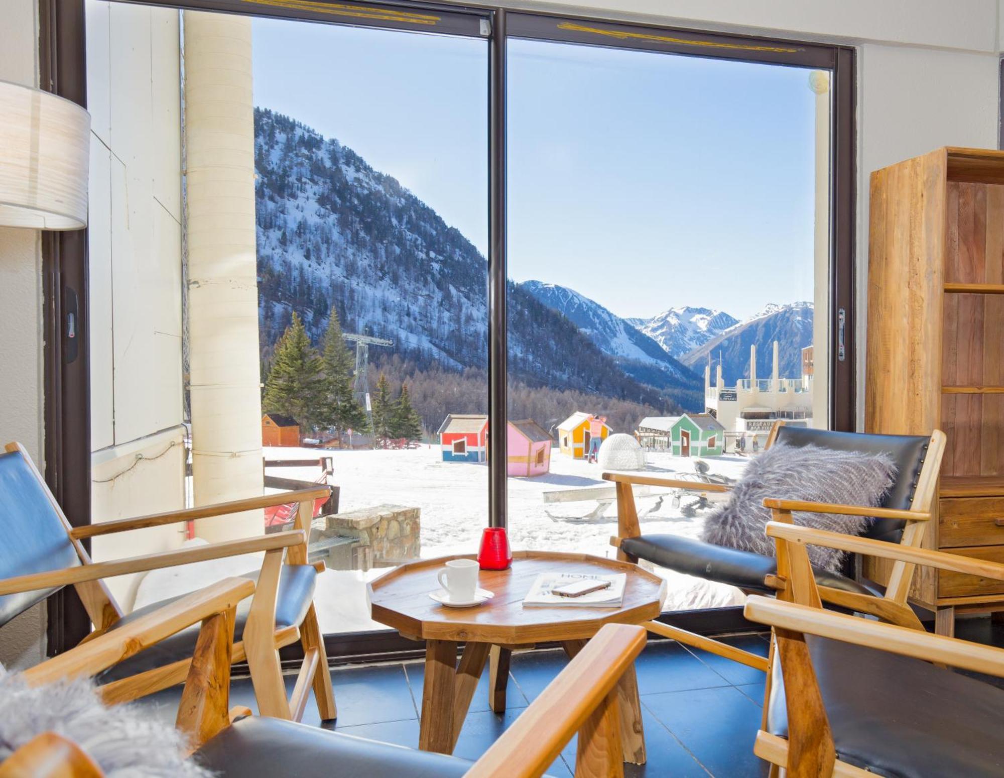 Hotel Sowell Le Pas Du Loup 3*